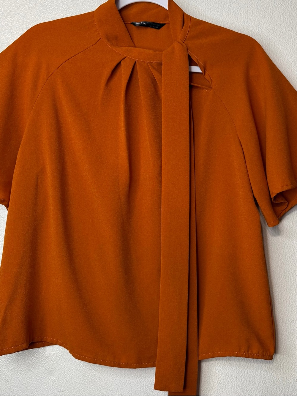 SHEIN Elegant Tie-Neck Short Sleeve Blouse in Rust Orange,Large